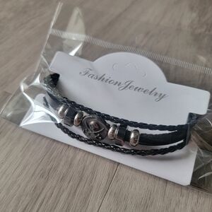 Fashion Jewelry Pirate Black and Silver Bracelet